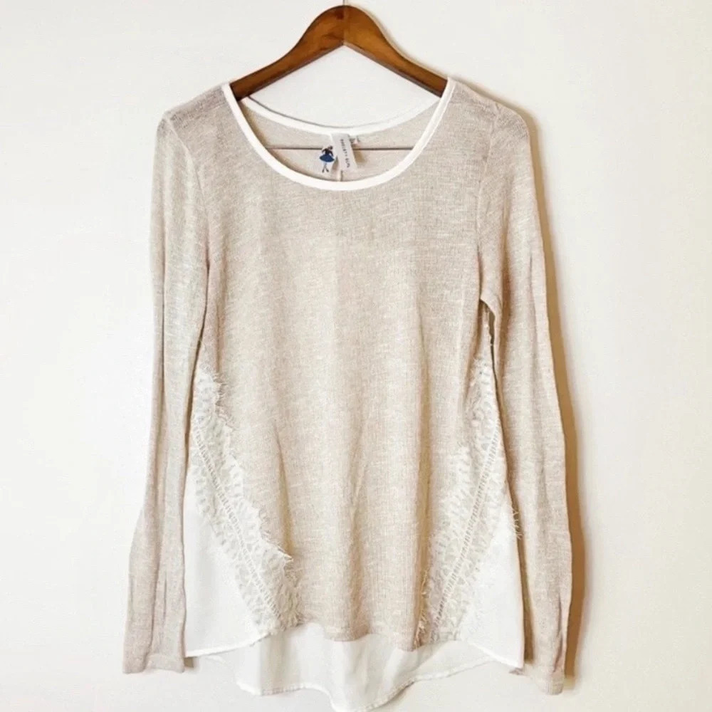 Sheer Knit Sweater Eyelash Lace Top Long Sleeve Size Medium lightweight casual